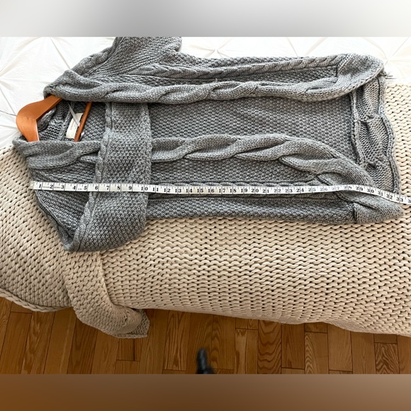 Zara cardigan - Picture 3 of 4